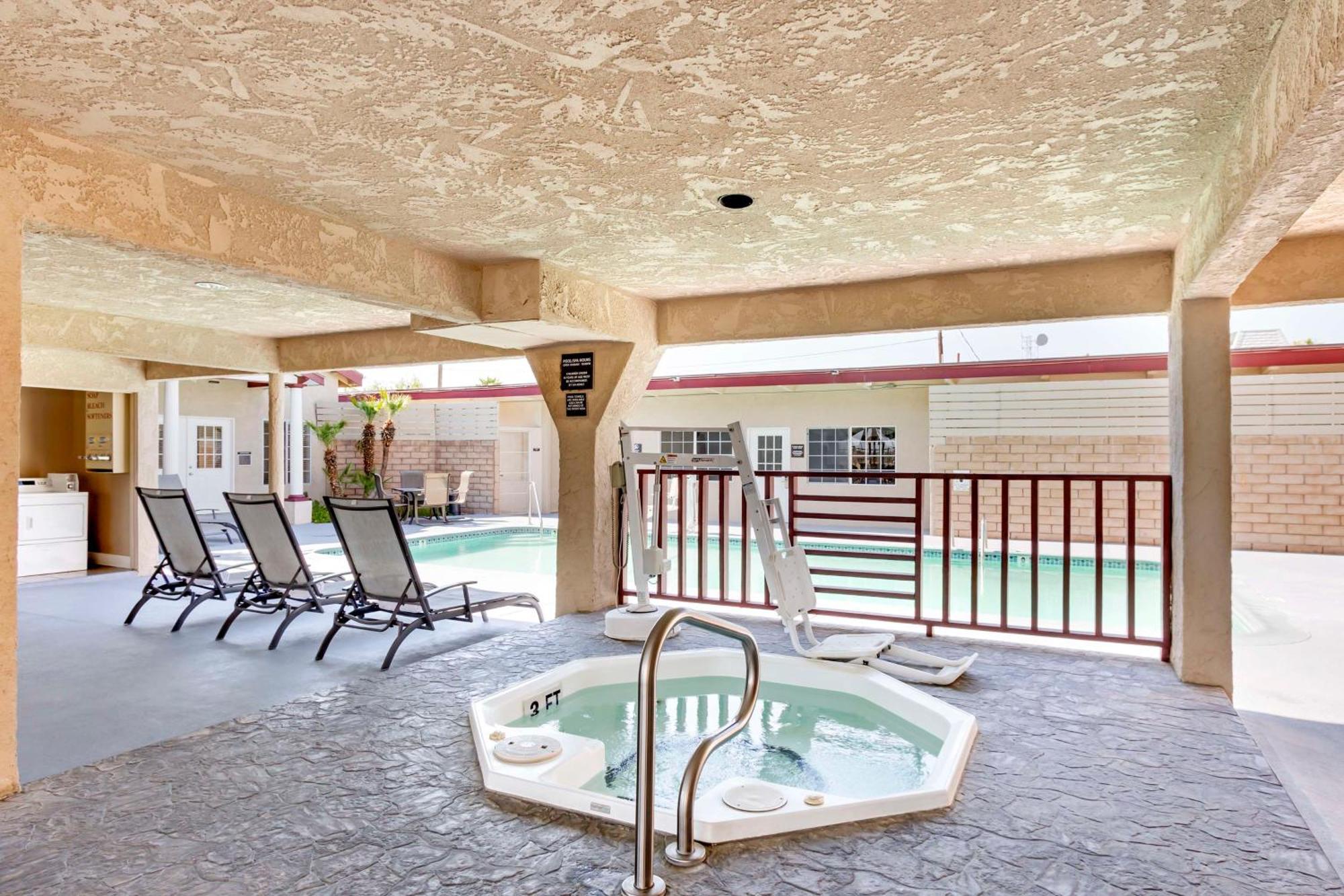 Best Western China Lake Inn Ridgecrest Εξωτερικό φωτογραφία